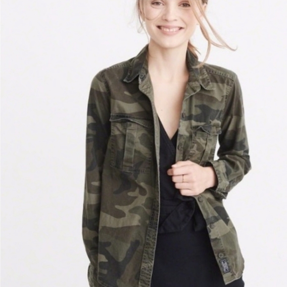 Abercrombie & Fitch Twill Camo Military Button Down Shirt - Small - Picture 1 of 15